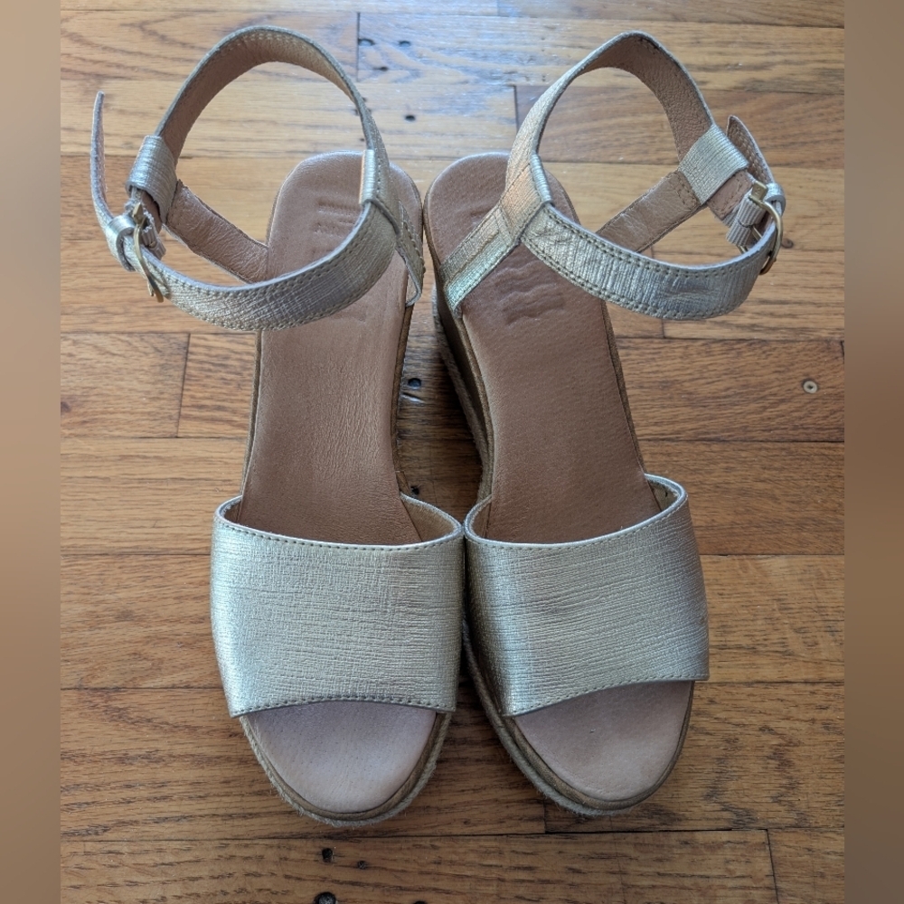 Sperry Fairwater Golden Wedge Sandals